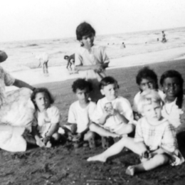 NNKY teki lähetystyötä useiden vuosikymmenien ajan, aina vuodesta 1901. Kuvassa Anna Eklund, joka työskenteli Egyptissä vuosina 1905–1939. NNKY teki lähetystyötä useiden vuosikymmenien ajan, aina vuodesta 1901. Kuvassa Anna Eklund, joka työskenteli Egyptissä vuosina 1905–1939.