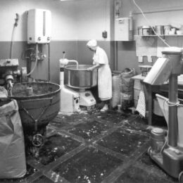 NNKY:n leipomo palveli useiden vuosikymmenien ajan. NNKY:n leipomo palveli useiden vuosikymmenien ajan.